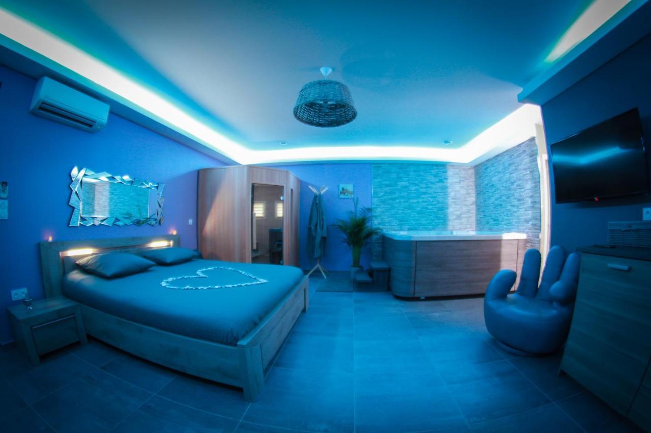 Nuit Vip Spa Sauna Privatif Le Rove Экстерьер фото
